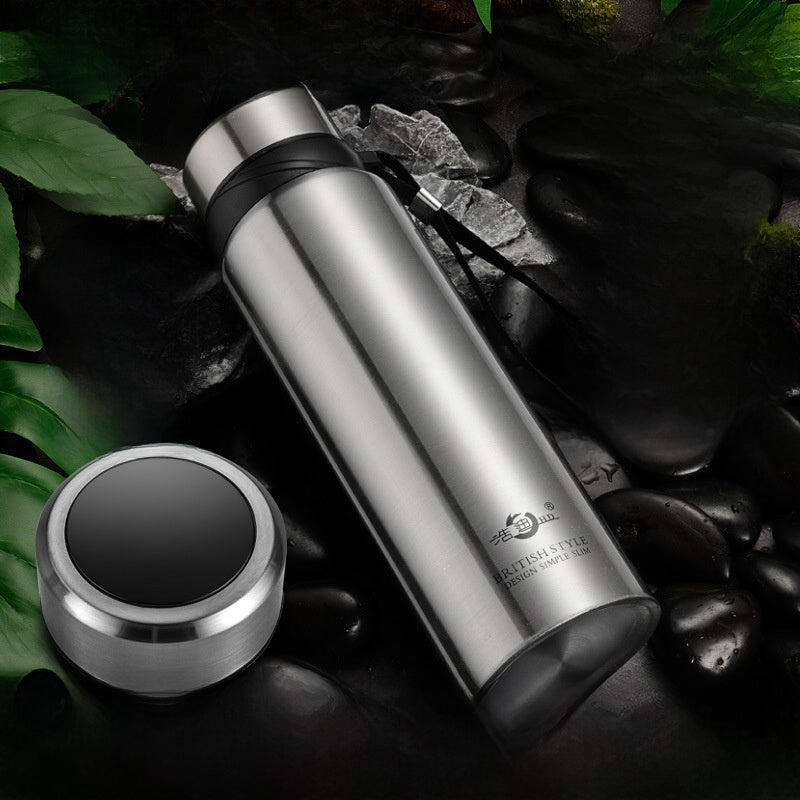 Stainless steel insulated cup